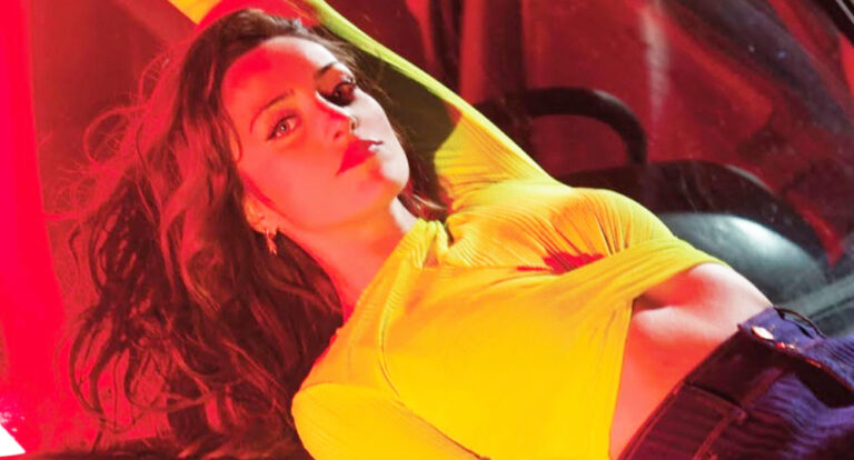 13 ans plus tard, Léa Castel de retour avec son album « Roue libre