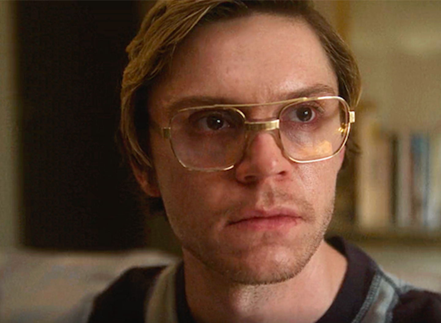 Evan Peters s'est pris pour Jeffrey Dahmer pendant plusieurs mois pour